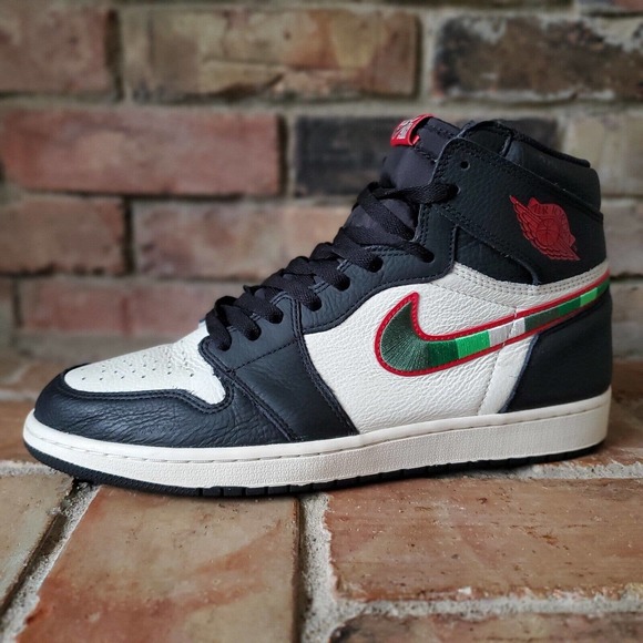 Jordan Other - Nike Air Jordan 1 Retro High OG Sports Illustrated Shoes Sneakers Black Men's 12